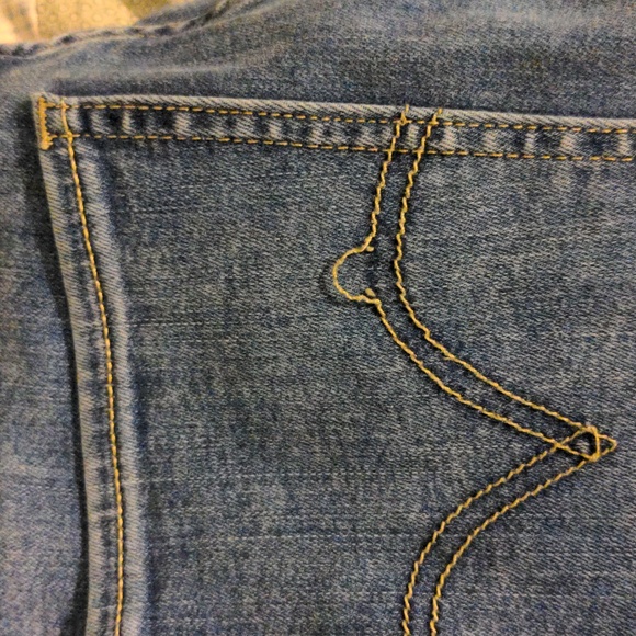 Levi's Mile High Super Skinny Jeans - Picture 6 of 6